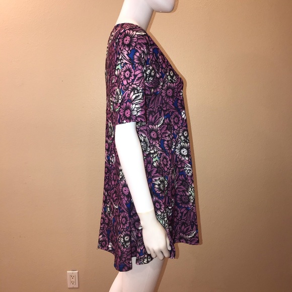 Lularoe Perfect T Tunic Womens Size Small Purple Floral Short Sleeve Relaxed Fit - Picture 6 of 13